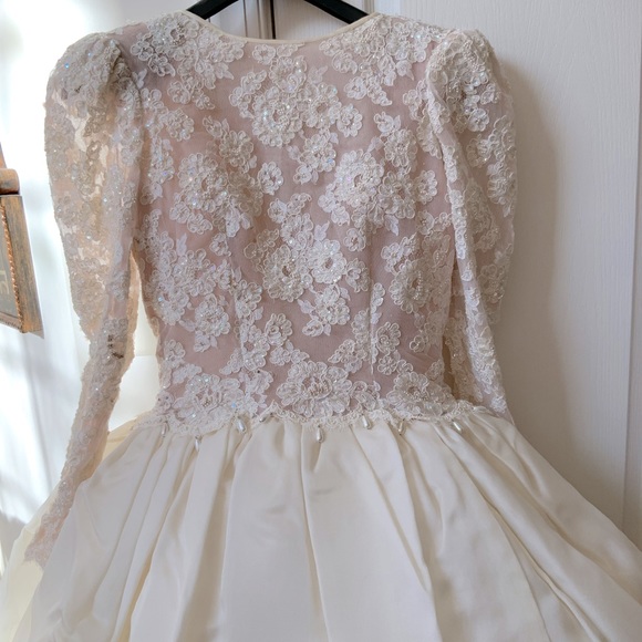 VINTAGE SAKS FRANK MASANDREA DIAMOND COLLECTION WEDDING GOWN WITH TIARA VEIL - Picture 1 of 16